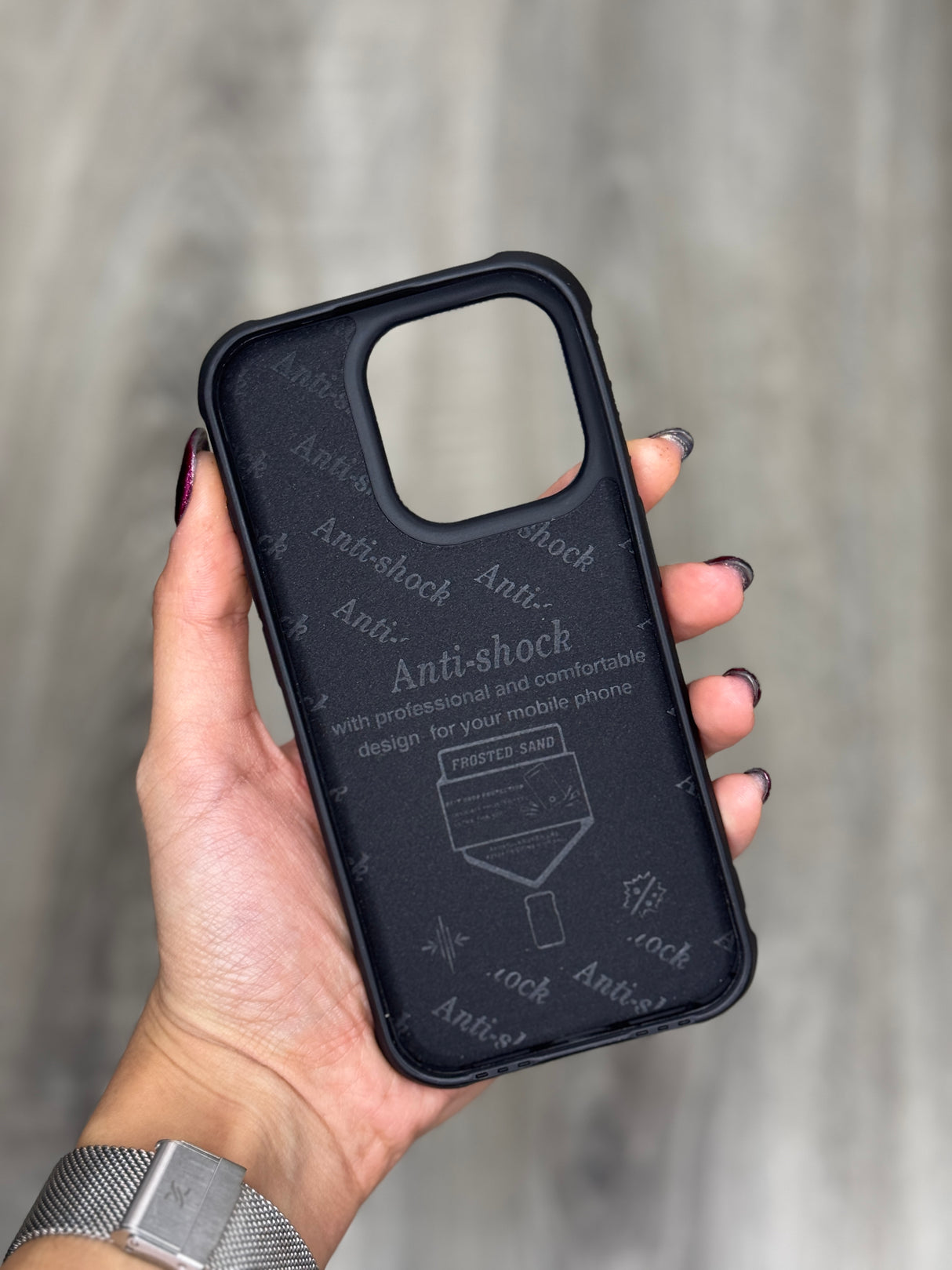 Case Anti-Shock Silicone The Silky - iPhone 14 Pro Compatible