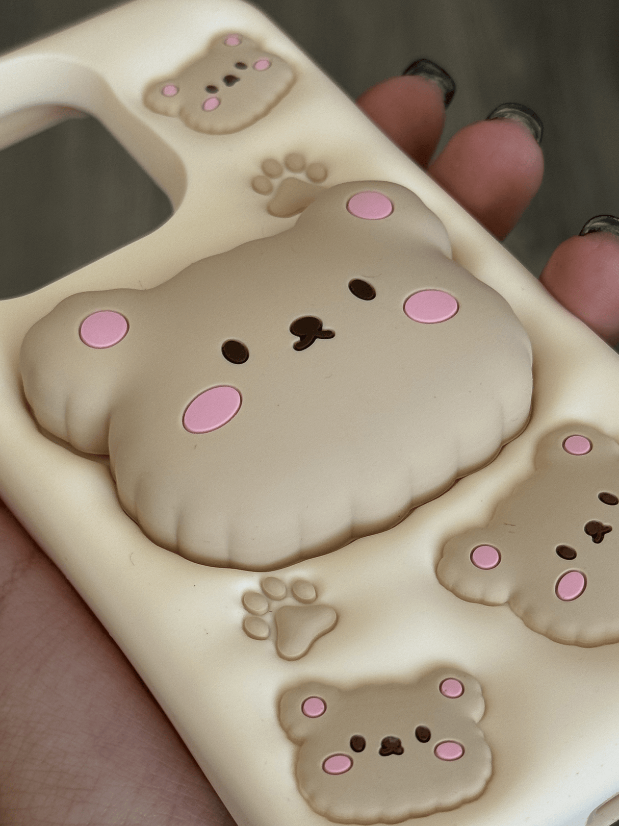 Case Cream Bear - iPhone 14 Pro Compatible
