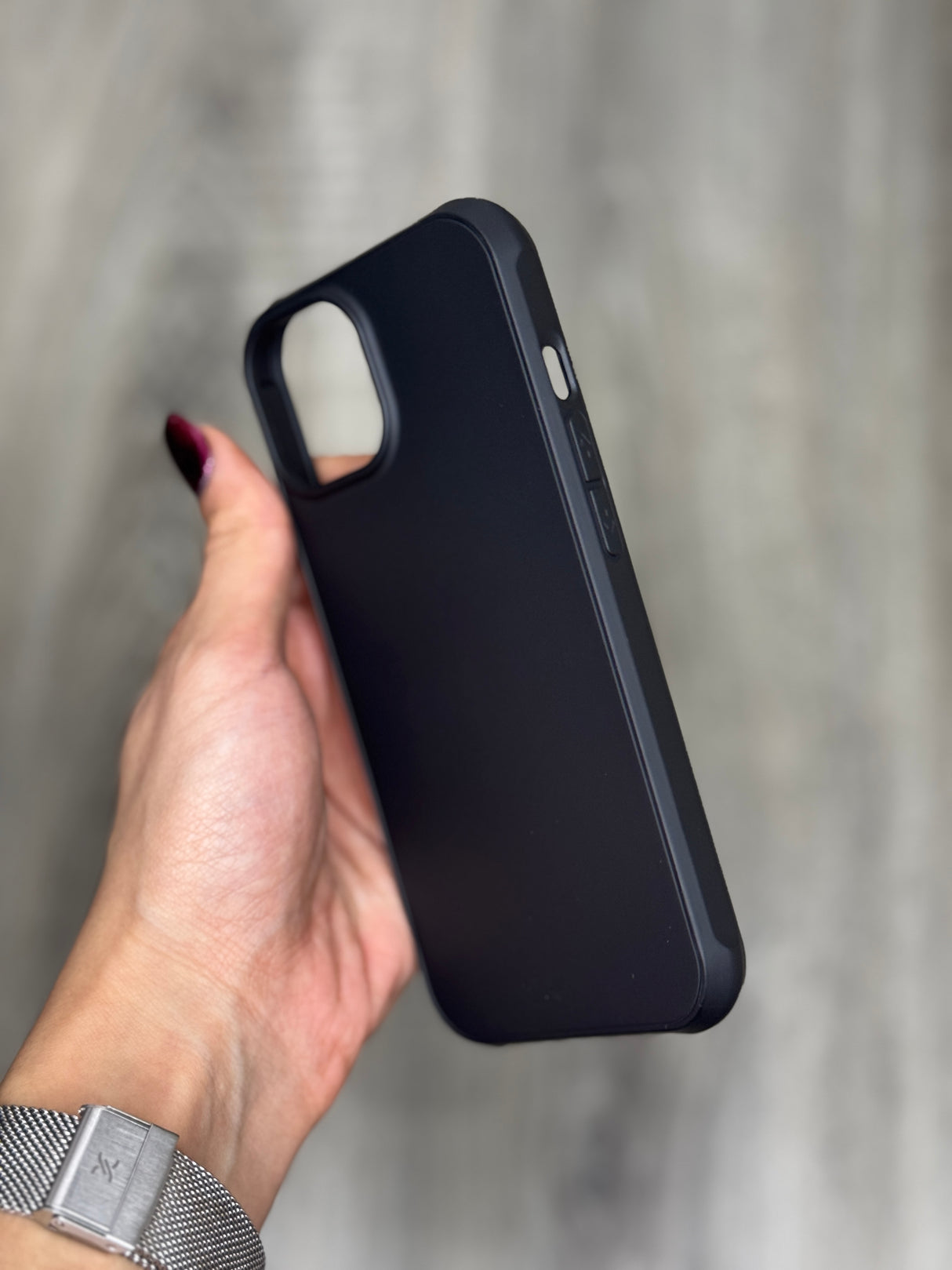 Case Anti-Shock Silicone The Silky - iPhone 15 Plus Compatible