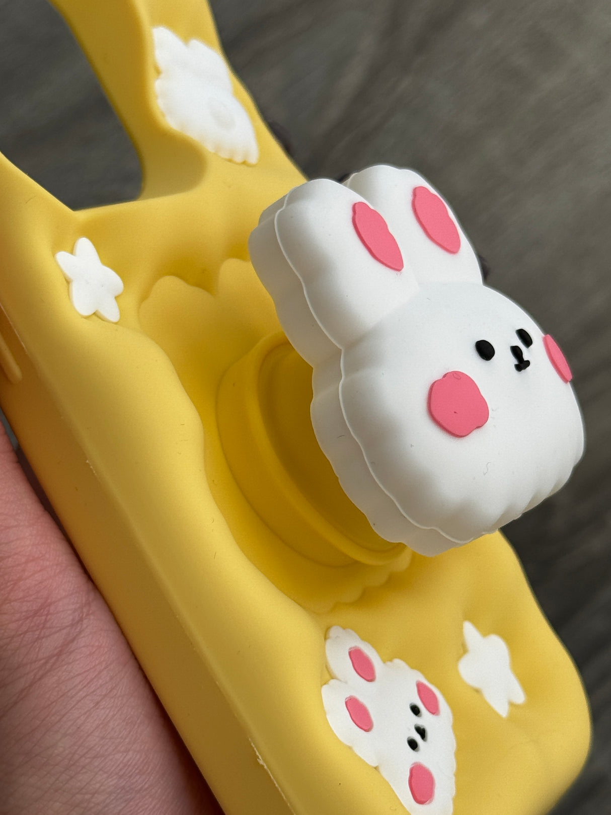 Case Rabbit Yellow - iPhone 14 Pro Compatible