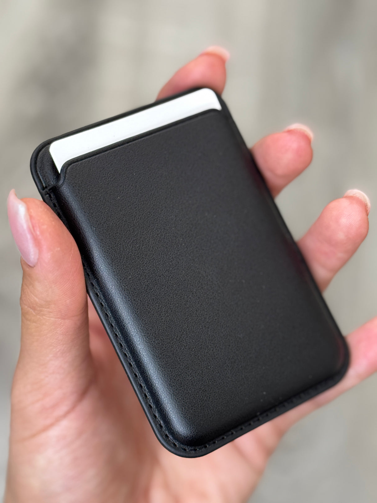 Case Leather MagSafe Wallet - iPhone 16 Plus Compatible, Card Holder, Camera Frame & Stand