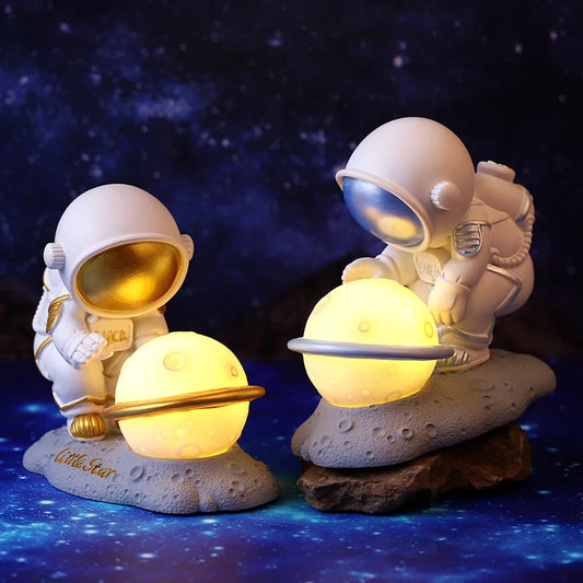 Astronaut Night Light Victory Salute Spaceman Resin Sculpture Living Room Children Bedroom Bedside Table Lamp Night Light Decor